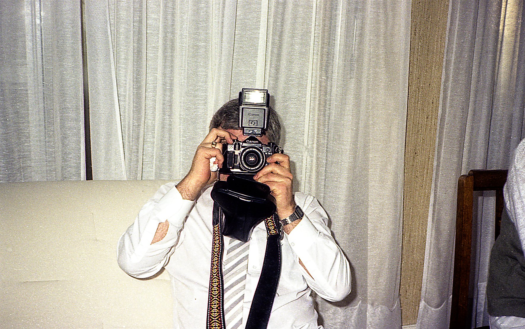 12 Chris on the camera